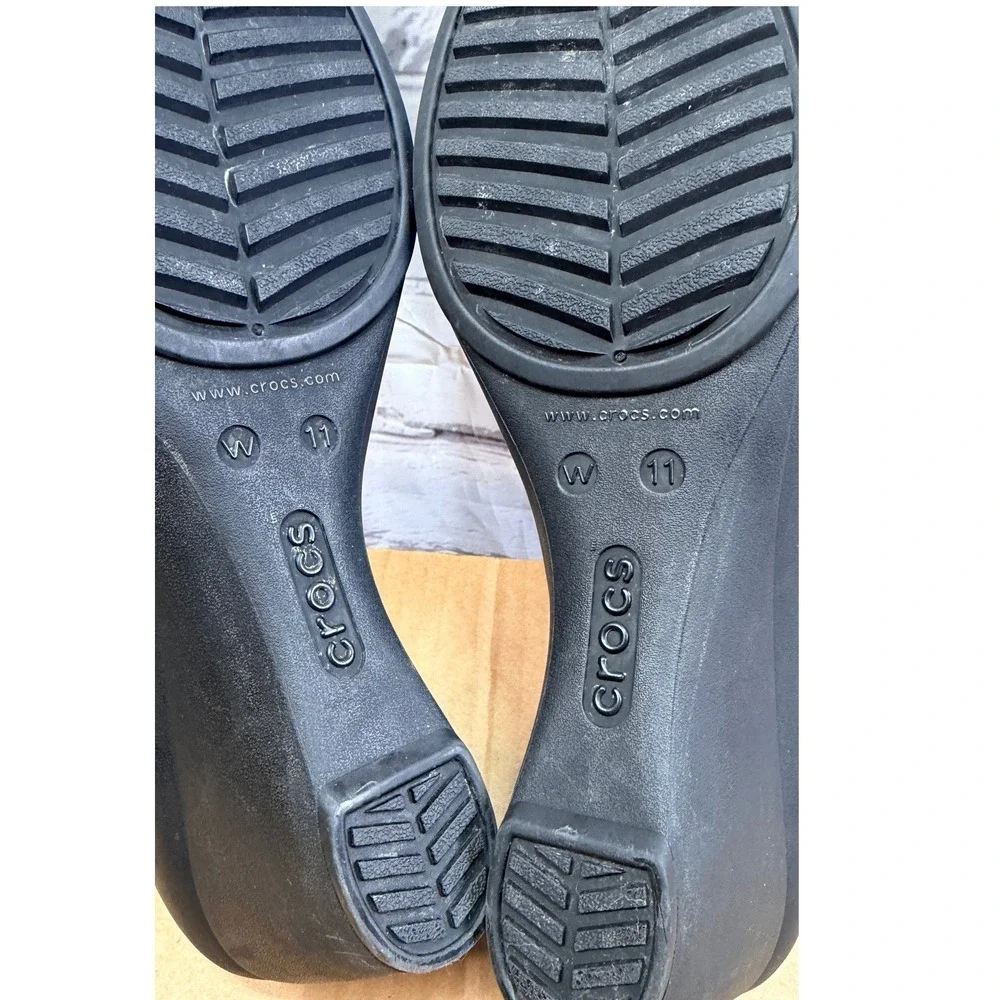 Crocs Lina Wedge Womens 11 Black Dual Comfort Shoe Office Casual Waterproof Work